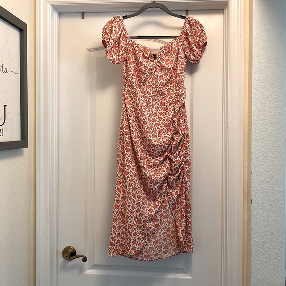 Off the shoulder dress - Picture 3 of 7